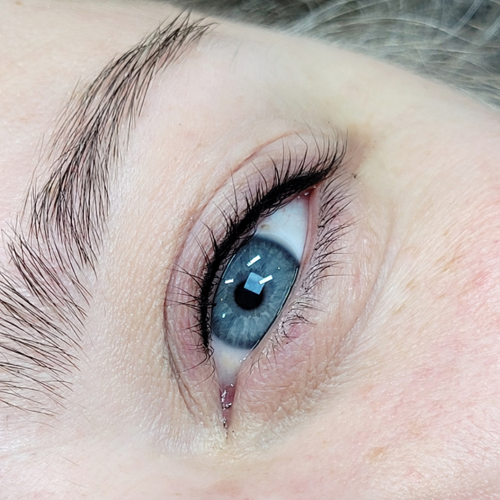 eyeliner